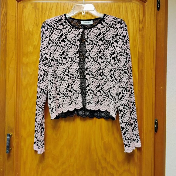 Beautiful Connected vintage pink & black lace top size small to medium - Picture 1 of 6